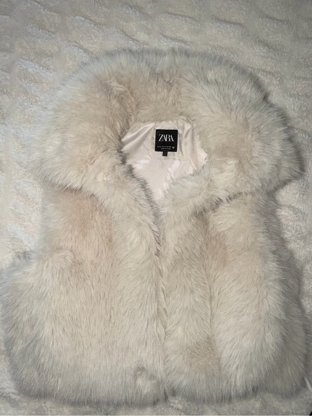 Zara Faux Fur Vest Ivory Cream Plush Winter Layering Vest